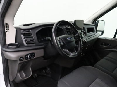 Ford Transit 2.0TDCI 130PK L2H2 Imperiaal | Trekhaak | Gate Locks | Navigatie | Camera | Airco | Cruise | 3-Persoons foto 3