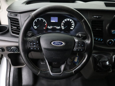 Ford Transit 2.0TDCI 130PK L3H2 | Imperiaal | Trekhaak | 3-Persoons | Betimmering | Airco foto 14