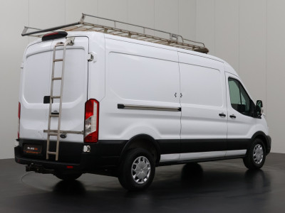 Ford Transit 2.0TDCI 130PK L3H2 | Imperiaal | Trekhaak | 3-Persoons | Betimmering | Airco foto 2