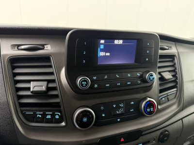 Ford Transit 2.0TDCI 130PK L3H2 | Imperiaal | Trekhaak | Airco | Cruise | 3-Zits | Betimmering 18