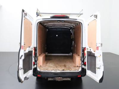 Ford Transit 2.0TDCI 130PK L3H2 Imperiaal | Trekhaak | Gate Locks | Betimmering | 3-Persoons | Airco | Cruise 4