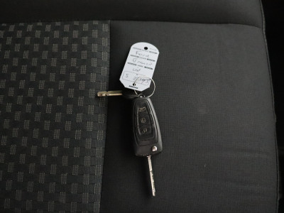 Ford Transit 2.0TDCI 130PK L3H2 Imperiaal | Trekhaak | Gate Locks | Betimmering | 3-Persoons | Airco | Cruise 5