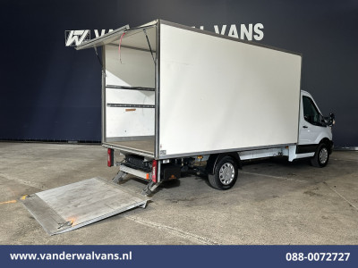 Ford Transit 2.0 TDCI 130pk Bakwagen Laadklep Euro6 Airco | Cruisecontrol | Verwarmde Voorruit | 960kg laadvermogen Bijrijdersbank foto 2