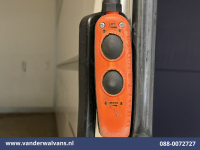Ford Transit 2.0 TDCI 130pk Bakwagen Laadklep Euro6 Airco | Cruisecontrol | Verwarmde voorruit Bijrijdersbank, 910kg laadvermogen foto 12
