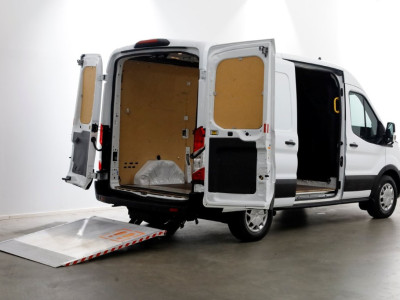 Ford Transit 2.0 TDCI 130pk E6 L2H2 Trend Airco/Navi/ACC/Laadklep 500kg 11-2019 foto 3