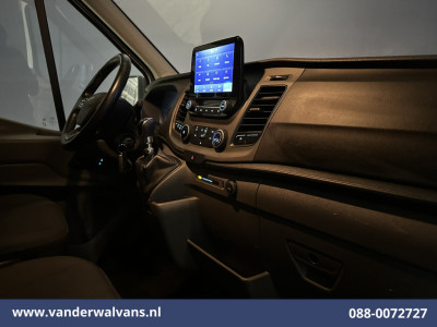 Ford Transit 2.0 TDCI 130pk L2H2 Euro6 Airco | Camera | Navigatie | Apple Carplay | Android Auto LED, Cruiscontrol, Verwamde voorruit, Bijrijdersbank, Parkeersensoren foto 16