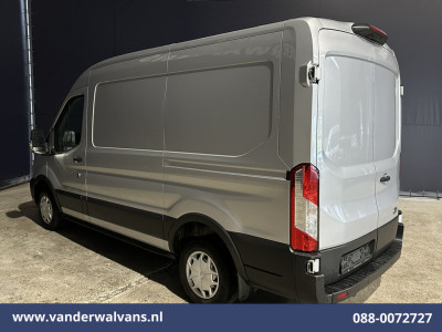 Ford Transit 2.0 TDCI 130pk L2H2 Euro6 Airco | Camera | Navigatie | Apple Carplay | Android Auto LED, Cruiscontrol, Verwamde voorruit, Bijrijdersbank, Parkeersensoren foto 2