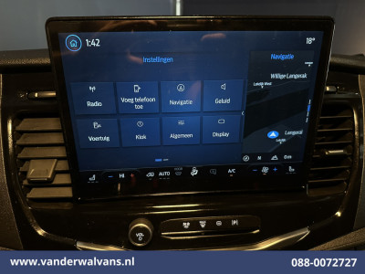 Ford Transit 2.0 TDCI 130pk L2H2 Euro6 Airco | Camera | Navigatie | Cruisecontrol | Stoelverwaming Verwarmde voorruit, Elektrisch verstelbare bestuurdersstoel, Parkeersensoren, Bijrijdersbank foto 4