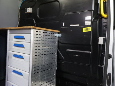 Ford Transit 2.0 TDCI 130pk L2 H2 Trend Automaat Inrichting foto 19