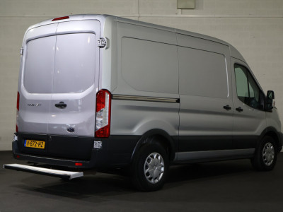 Ford Transit 2.0 TDCI 130pk L2 H2 Trend Automaat Inrichting foto 9