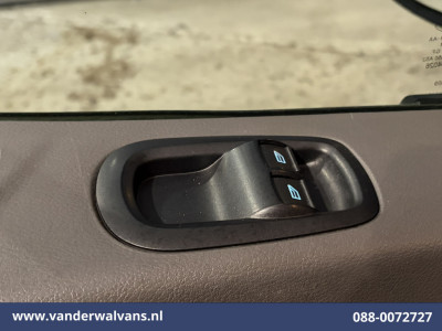 Ford Transit 2.0 TDCI 130pk L3H2 Euro6 Airco | Apple Carplay | Adaptieve Cruisecontrol | 2500kg Trekhaak Android Auto, Verwarmde Voorruit, Parkeersensoren, Bijrijdersbank 15