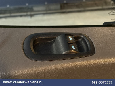 Ford Transit 2.0 TDCI 130pk L3H2 Euro6 Airco | Cruisecontrol | Camera | Parkeersensoren Verwarmde voorruit, Bijrijdersbank foto 18