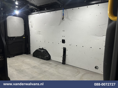 Ford Transit 2.0 TDCI 130pk L3H2 Euro6 Airco | Navigatie | Imperiaal | Apple Carplay | Cruisecontrol Android Auto, Parkeersensoren, Verwarmde voorruit, Bijrijdersbank foto 13
