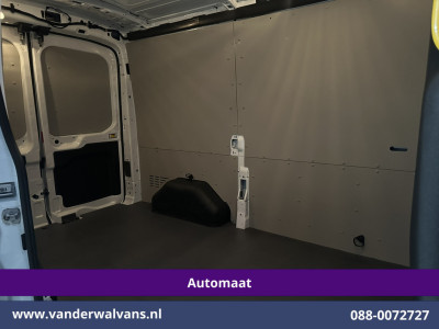 Ford Transit 2.0 TDCI 131pk Automaat L2H2 Euro6 Airco | Navigatie | Cruisecontrol Dakdraagsysteem met Ladderhouder, Android Auto, Parkeersensoren, Bijrijdersbank foto 14