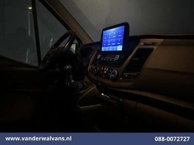 Ford Transit 2.0 TDCI 131pk L2H2 Euro6 Airco | Camera | Navigatie | Apple Carplay | Android Auto LED, Cruiscontrol, Verwarmde Voorruit, Bijrijdersbank, Parkeersensoren foto 17
