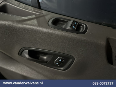 Ford Transit 2.0 TDCI 131pk L2H2 Euro6 Airco | Camera | Navigatie | Apple Carplay | Android Auto LED, Cruiscontrol, Verwarmde Voorruit, Bijrijdersbank, Parkeersensoren foto 20