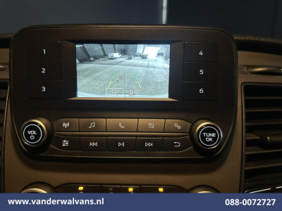 Ford Transit 2.0 TDCI 131pk L4H3 Euro6 Airco | Camera | Cruisecontrol | Verwarmde voorruit Parkeersensoren, Bijrijdersbank foto 2