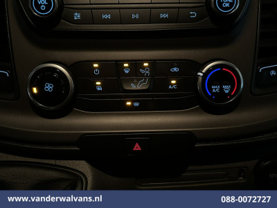 Ford Transit 2.0 TDCI 155pk Bakwagen 225cm Hoog Laadklep Euro6 Airco | Camera | Cruisecontrol | Verwarmde voorruit Bijrijdersbank foto 7