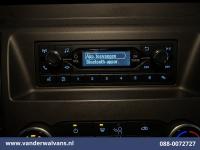 Ford Transit 2.0 TDCI 160pk Bakwagen Laadklep Euro6 Airco | Cruisecontrol | Verwamde voorruit Bijrijdersbank foto 17