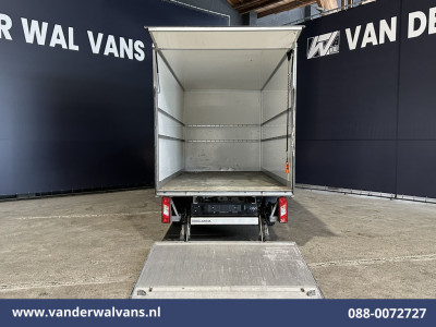 Ford Transit 2.0 TDCI 160pk Bakwagen Laadklep Euro6 Airco | Cruisecontrol | Verwamde voorruit Bijrijdersbank foto 3