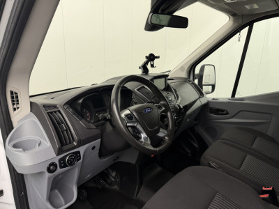 Ford Transit 2.0TDCI 170PK Bakwagen+Laadklep | 3500Kg Trekhaak | Zeer grote Bakmaten !! | Airco | cruise foto 5