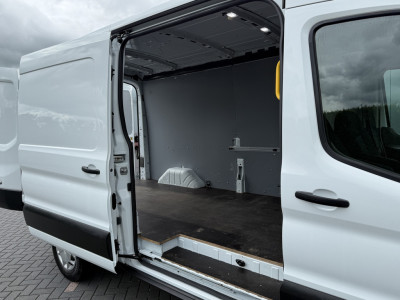 Ford Transit 2.0 TDCI 170 PK / L3H2 / 1e EIG. / 2.8 TONS TREKHAAK / CAMERA / LANE ASSIST / CRUISE / STOELVERW / VOORRUIT VERW 9