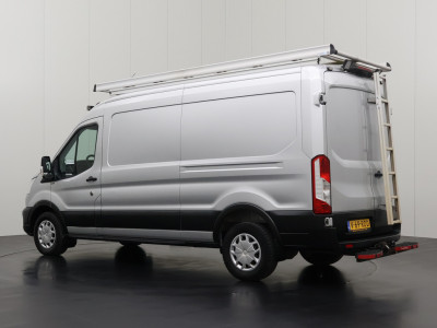 Ford Transit 2.0TDCI 170PK L3H2 Imperiaal | Trekhaak 3500 kg | Camera | Multimedia | Airco | Cruise | 3-Zits foto 6
