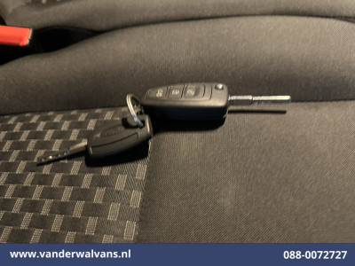 Ford Transit 2.0 TDCI 170pk L4H3 Jumbo Euro6 Airco | Camera | Apple Carplay | Adaptieve Cruisecontrol Android Auto, Verwarmde voorruit, Parkeersensoren, Bijrijdersbank, 3500kg trekvermogen foto 19
