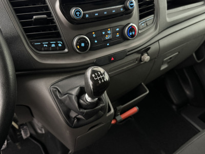Ford Transit 2.0TDCI L2H2 | Aluca Inrichting | Imperiaal | Trekhaak | Touchscreen | Camera | 3-Persoons | Airco foto 15
