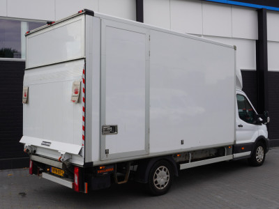 Ford Transit 2.0 TDCI L4 130PK Bakwagen EURO 6 - LAADKLEP - Airco - Navi - € 21.950,- Excl 2