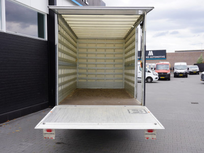 Ford Transit 2.0 TDCI L4 130PK Bakwagen EURO 6 - LAADKLEP - Airco - Navi - € 21.950,- Excl 9