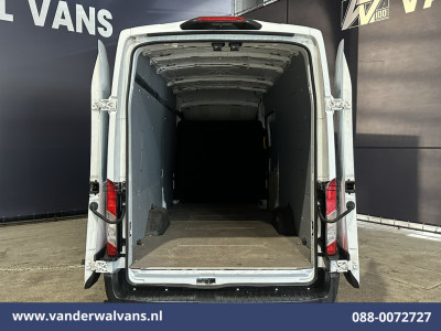 Ford Transit 2.0 TDCI L4H3 Euro6 Airco | Cruisecontrol | Verwarmde voorruit Parkeersensoren, Bijrijdersbank 10