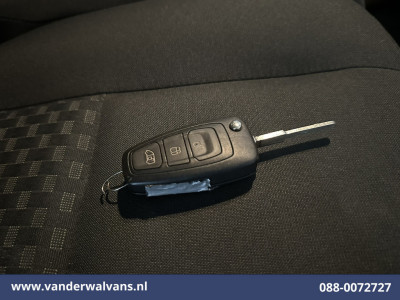 Ford Transit 2.0 TDCI L4H3 Euro6 Airco | Cruisecontrol | Verwarmde voorruit Parkeersensoren, Bijrijdersbank 18