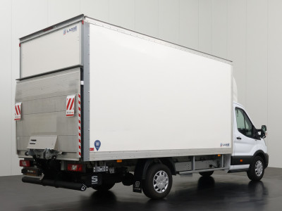 Ford Transit 2.0TDCi 130PK Bakwagen+Laadklep | Dakpoiler | Airco | Cruise | 3-Zits foto 2