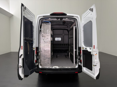 Ford Transit 2.0TDCi 130PK Dubbele Cabine L3H3 | Standkachel | Navigatie | Camera | Multimedia | Airco | Cruise foto 4