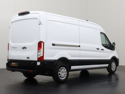 Ford Transit 2.0TDCi 130PK L3H2 | Airco | Camera | 3-Zits | Betimmering foto 2