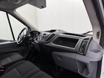 Ford Transit 2.0TDCi 130PK L3H2 | Airco | Cruise | 3-Zits | Betimmering foto 19