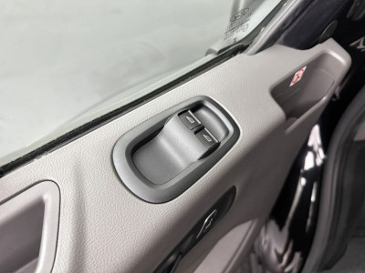 Ford Transit 2.0TDCi 130PK L3H2 ( MJ 2024 ) | Navigatie | Camera | Airco | Cruise | Betimmering 8