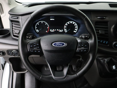 Ford Transit 2.0TDCi 130PK L3H3 | Airco | Cruise | Camera | 3-Persoons foto 14