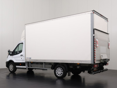 Ford Transit 2.0TDCi 170PK Bakwagen+Laadklep | Airco | Cruise | 3-Zits foto 6