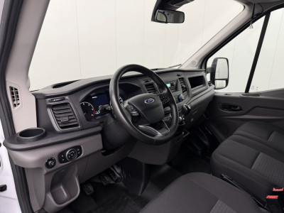 Ford Transit 2.0TDCi 170PK Bakwagen+Laadklep | Dakpoiler | Airco | Cruise | 3-Zits foto 3