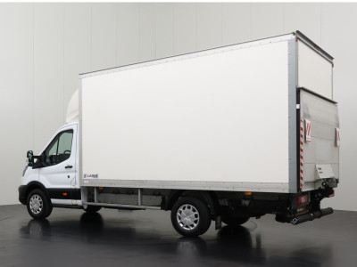 Ford Transit 2.0TDCi 170PK Bakwagen+Laadklep | Dakpoiler | Airco | Cruise | 3-Zits foto 6