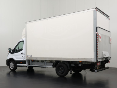 Ford Transit 2.0TDCi 170PK Bakwagen+Laadklep | Dakspoiler | Airco | Cruise | 3-Zits foto 6