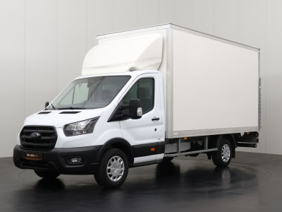 Ford Transit 2.0TDCi 170PK Bakwagen+Laadklep | Dakspoiler | Airco | Cruise | 3-Zits foto 7