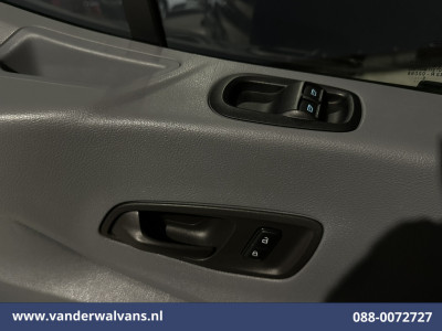 Ford Transit 2.2 TDCI L4H3 Airco | Camera | Navigatie | Cruisecontrol | Parkeersensoren 2800kg trekvermogen, Bijrijdersbank foto 18
