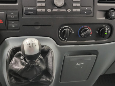 Ford Transit 2.2TDCI Rolstoelauto Apk tot 12-7-2026! foto 15