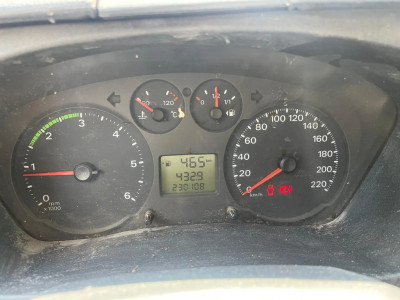 Ford Transit 260S 2.2 TDCI 8