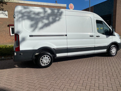 Ford Transit 310 2.2 TDCI L3H3 Ambiente / Airco / Navigatie / Cruise Control / PDC / 2016 / Euro5 / 92KW=125PK / 3Zits / foto 3
