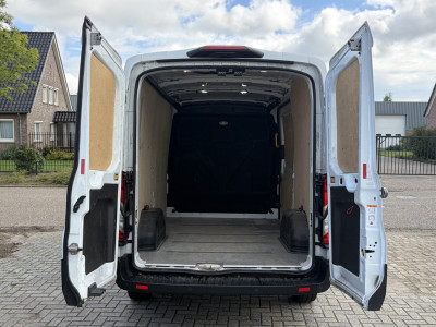 Ford Transit 350 2.0 TDCI 130PK Euro6 Automaat L2H2 Trend â airco â navigatie â camera â APK 04-2027 foto 8