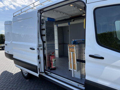 Ford Transit 350 2.0 TDCI 130 PK / L3H2 / 2x SCHUIFDEUR / SORTIMO INRICHTING / IMPERIAAL / 2.8 TONS TREKHAAK / 3-ZITS / CRUISE foto 12